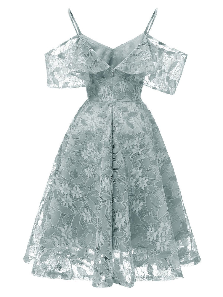 Кружевное платье 1950-х годов с открытыми плечами и оборками